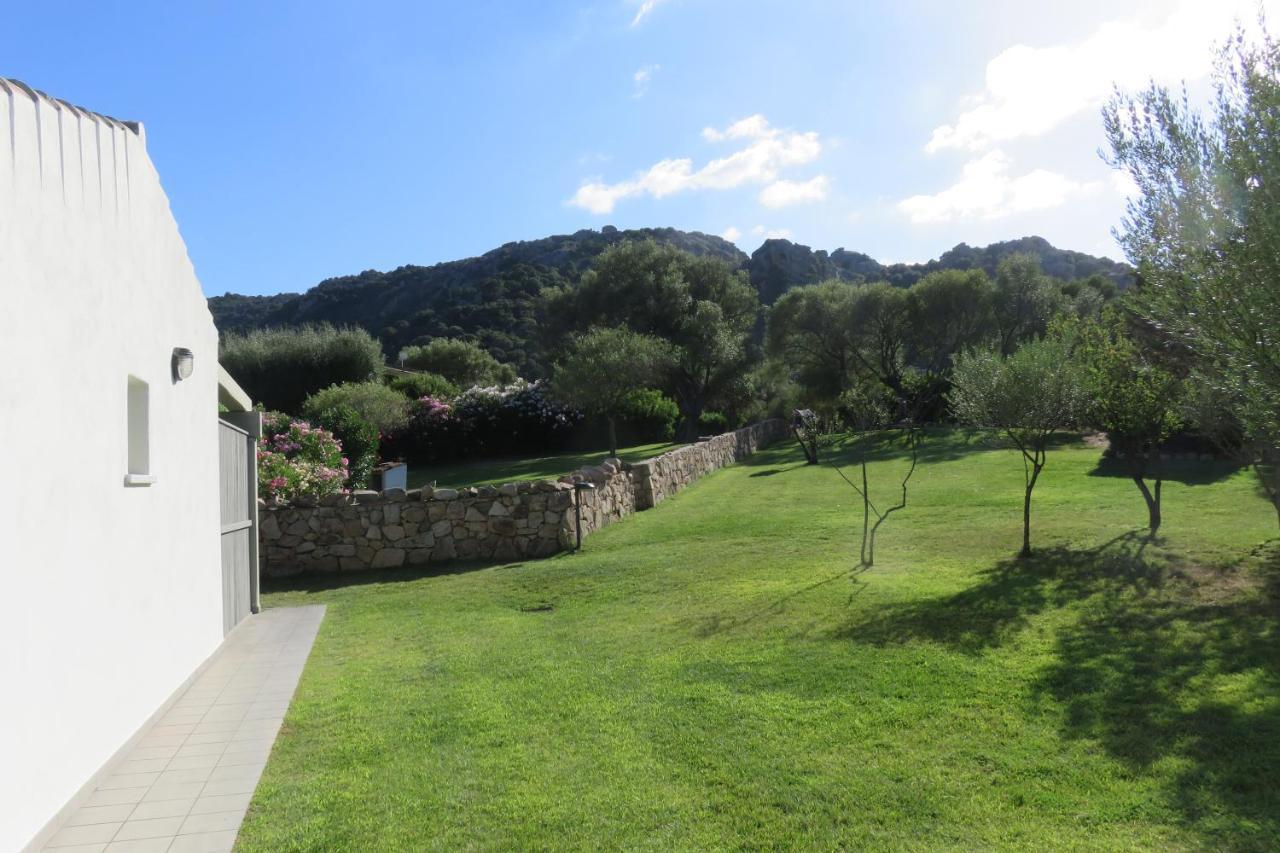 Podere Spartaco San Pantaleo Sole Ruiu Exterior foto