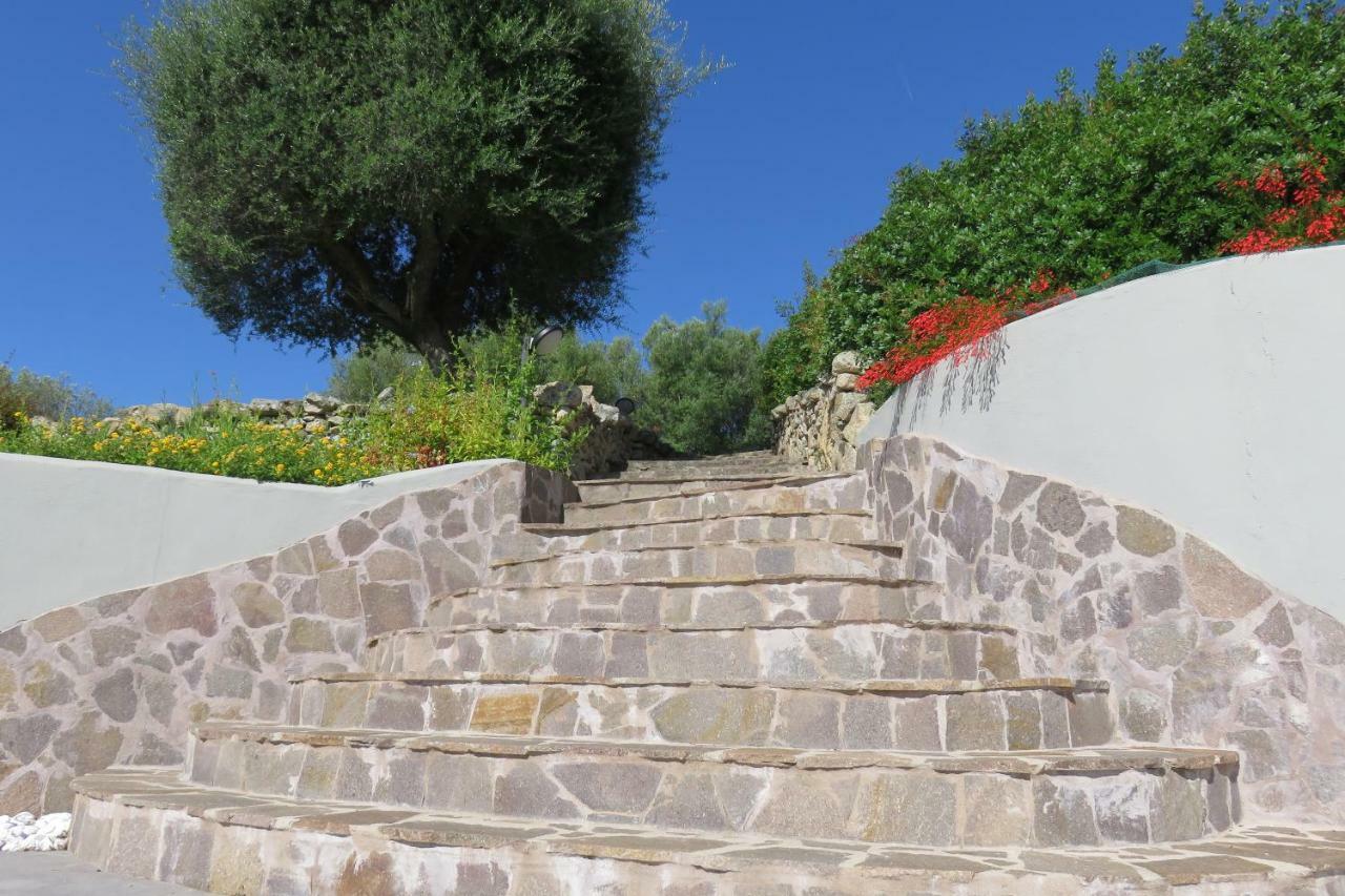 Podere Spartaco San Pantaleo Sole Ruiu Exterior foto